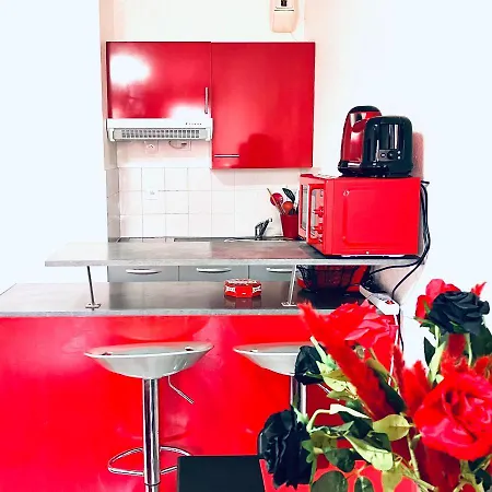 Le Red Escape à 15min Du Centre Avec Parking Privé Gratuit Appartamento Annecy