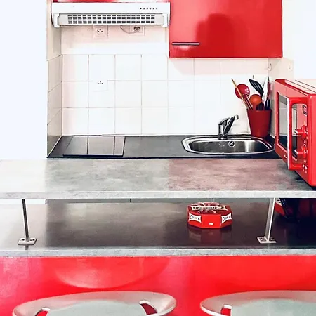 Le Red Escape à 15min Du Centre Avec Parking Privé Gratuit Annecy